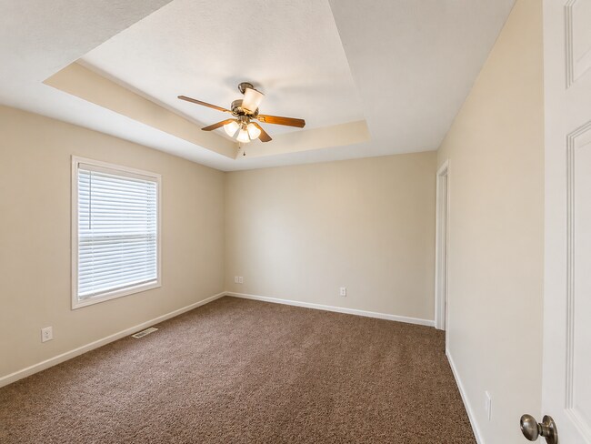 Building Photo - 994 Bobcat Dr