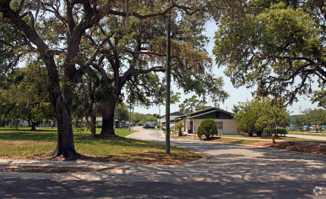 Building Photo - Norton Apartments