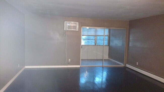 Building Photo - Montana Estates