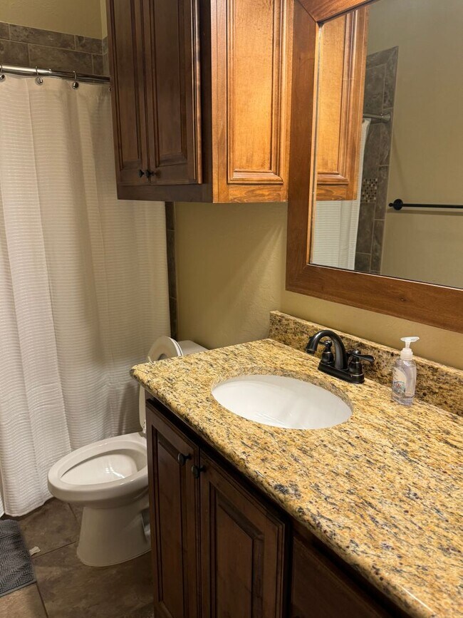 Building Photo - 3408 Enclave Ln
