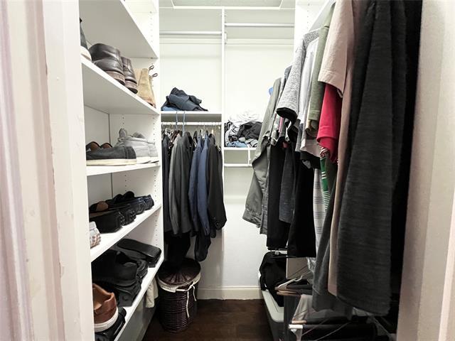 Building Photo - 3918 Holland Ave