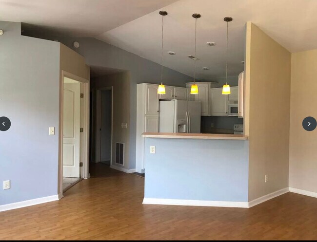 Building Photo - 538 Rivers Breeze Dr
