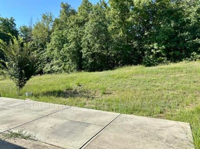 Building Photo - 214 McDuffie Cir