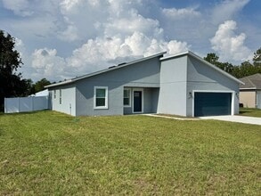 Building Photo - 656 Marion Oaks Manor