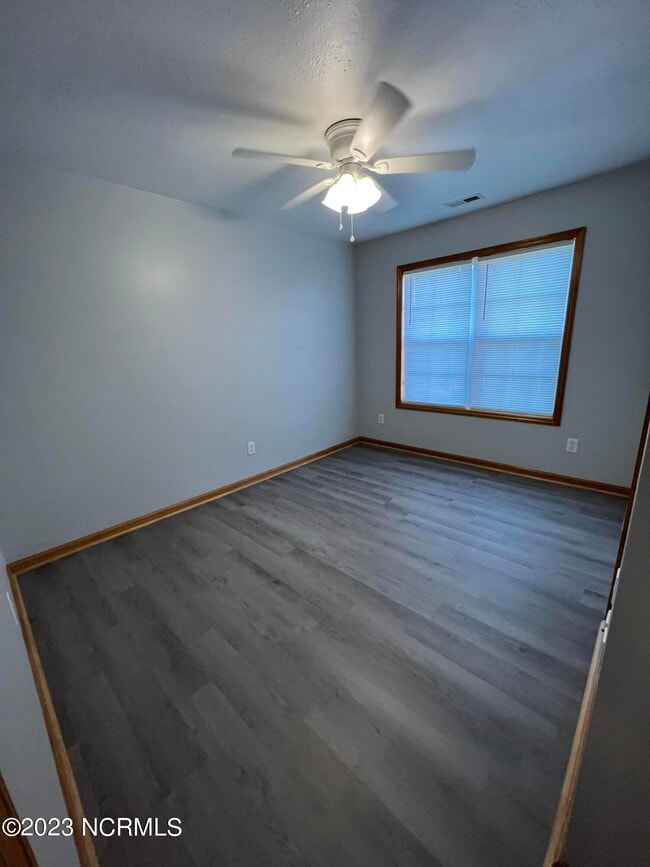 Building Photo - 119 Arabian Ln