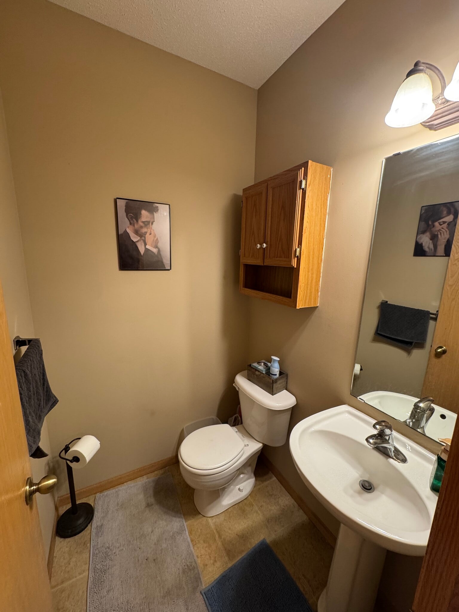 Lower Bathroom - 2156 Willow Trail