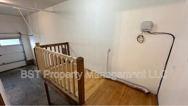 Building Photo - 25130 Rancho Lobo Ct