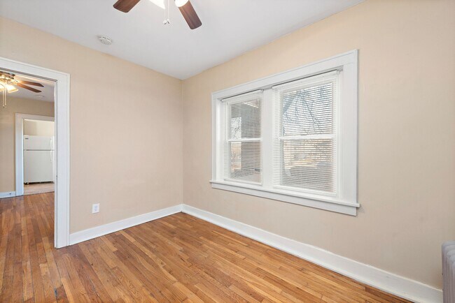 Floorplan - CHARLOTTE MANOR