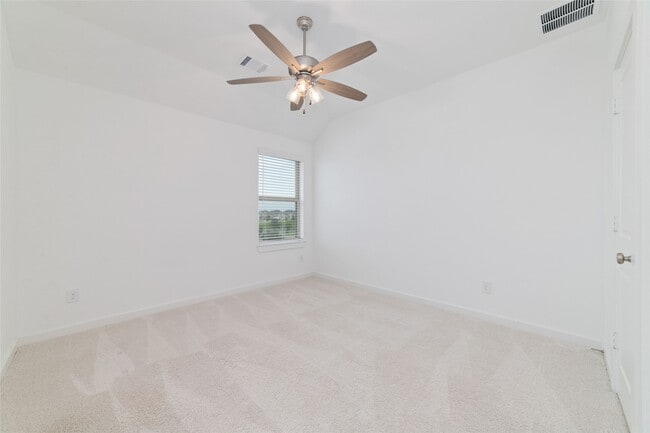 Building Photo - 925 Crystal Bnd Ln