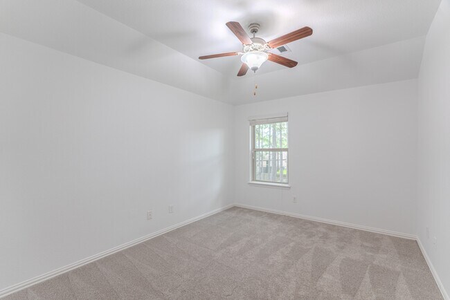 Building Photo - 54 N Marshside Pl