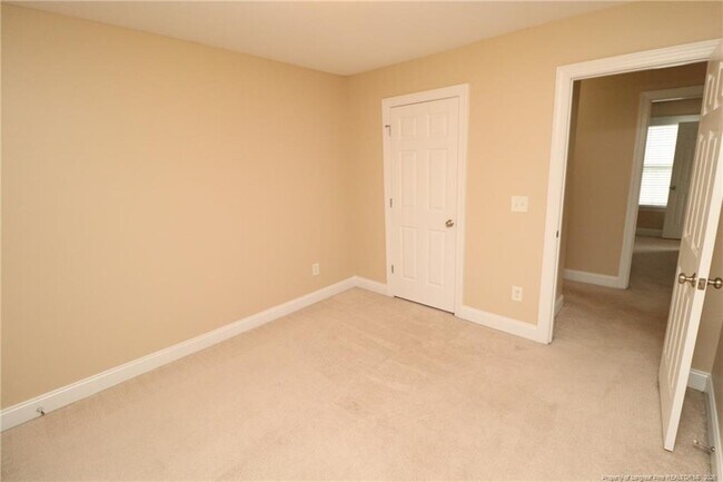 Building Photo - 36 W Trafalgar Ct