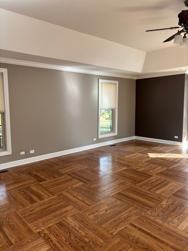Building Photo - 40 Mischa Ct