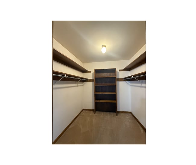 Building Photo - 157 Shade Rd