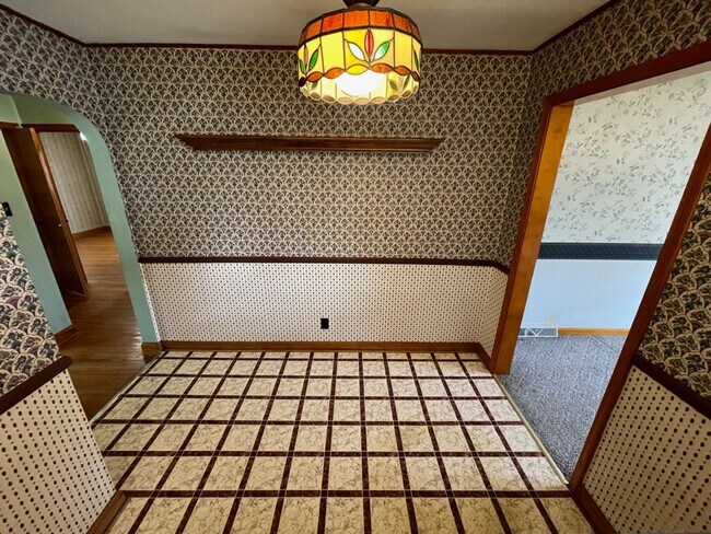 Building Photo - Cute Rental House in Shelbyville