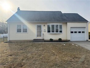 Building Photo - 4br Home for rent in Bethlehem PA