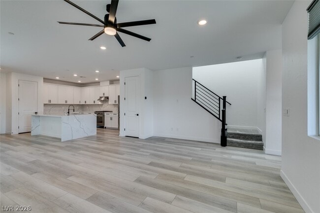 Building Photo - 11537 Cedar Shore Ave