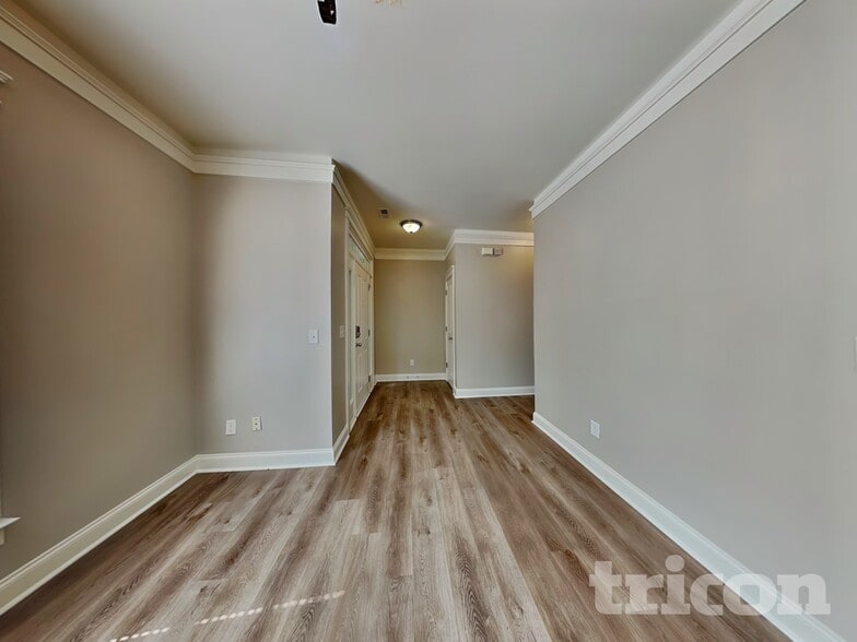 Building Photo - 13528 Swinton Rd