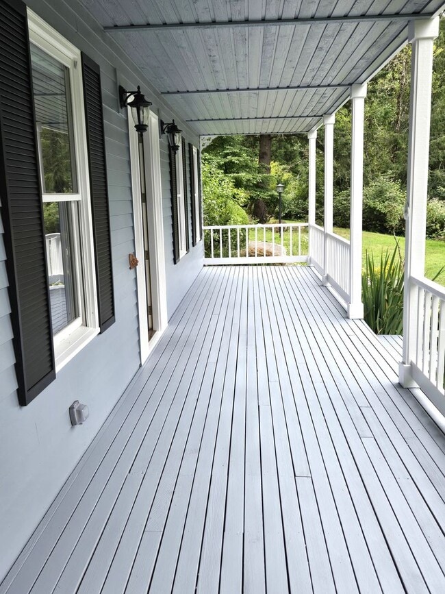 Building Photo - Exceptional Property!  Large home on 20 ac...