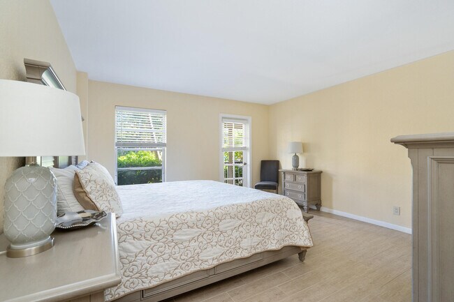 Building Photo - 1111 S Ocean Blvd