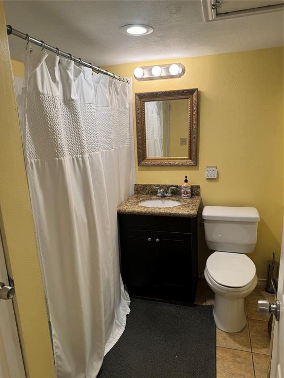 Building Photo - 5353 Richmond Ave.