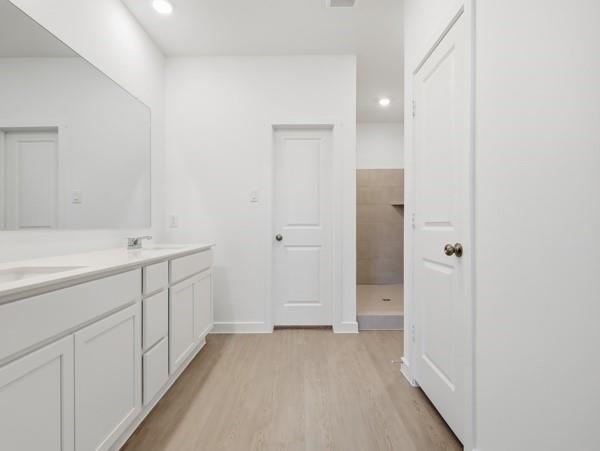 Building Photo - 7009 Camphor Ct