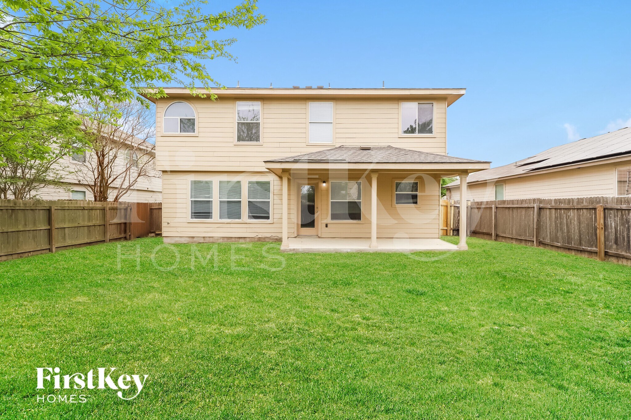 Building Photo - 315 Donalan Dr