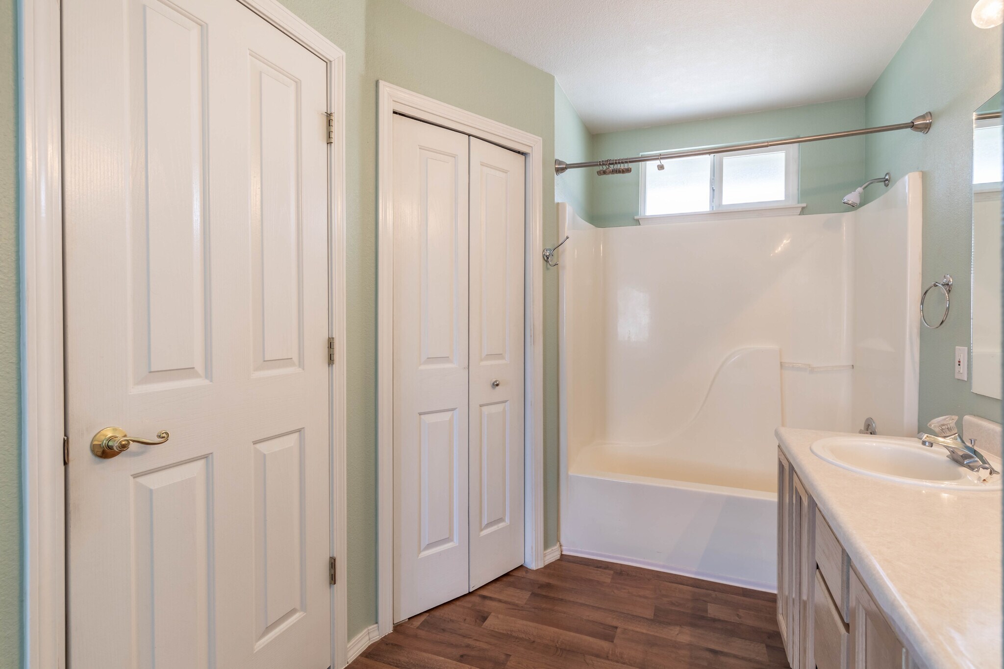 Building Photo - 509 State St