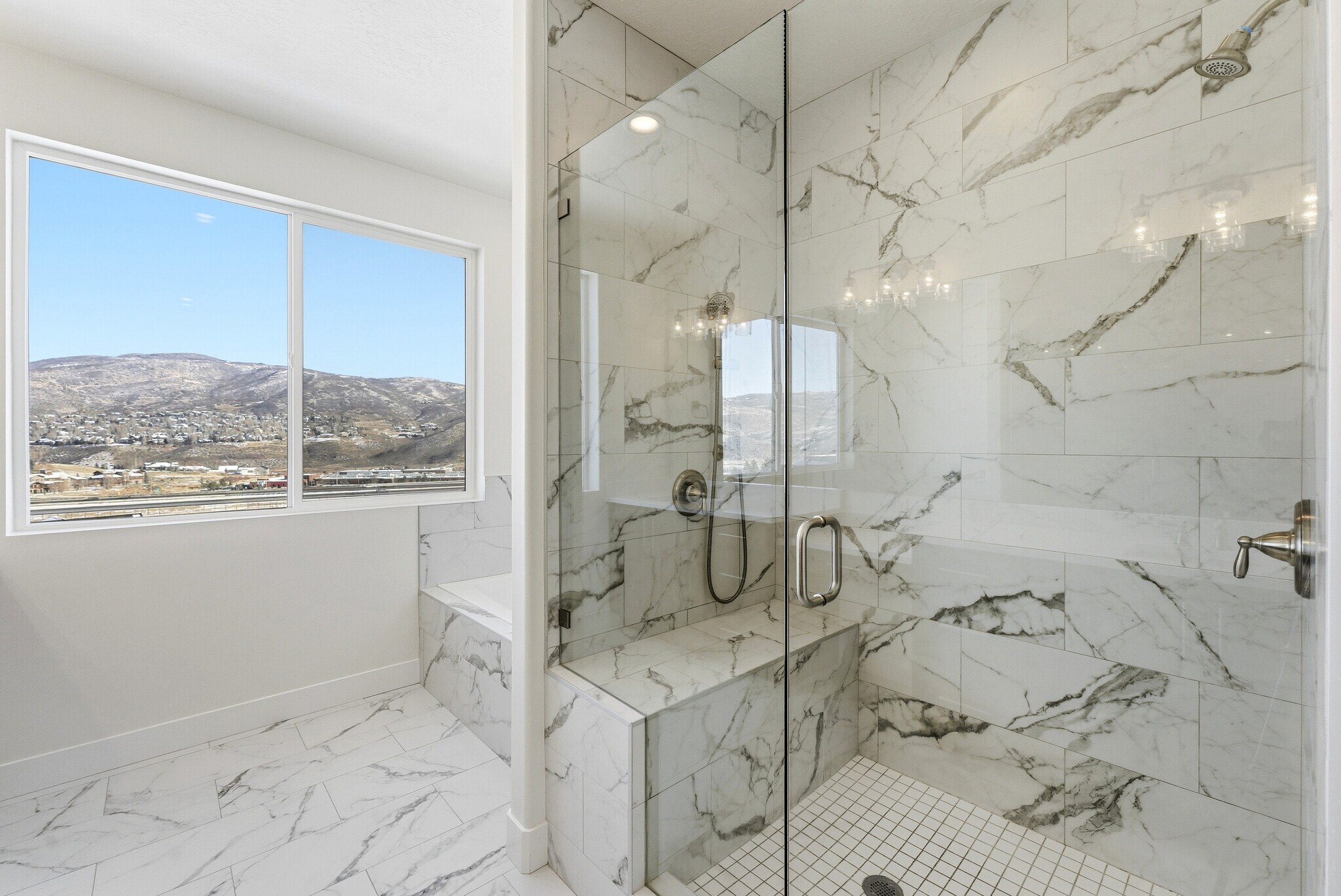 Building Photo - 3342 Santa Fe Rd