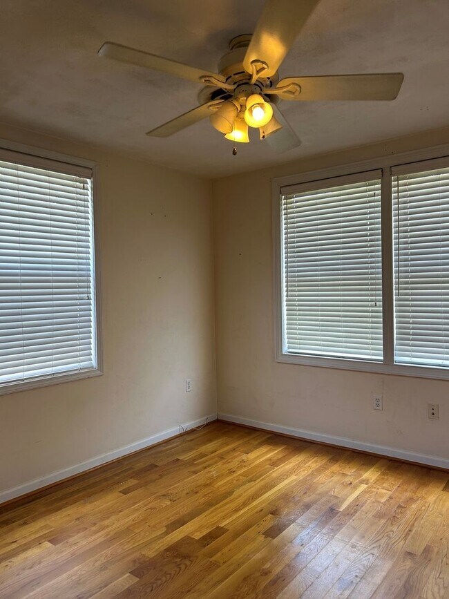 Building Photo - Bayou St. John Cottage - 3 Bedrooms/2 Baths Single Family Home!