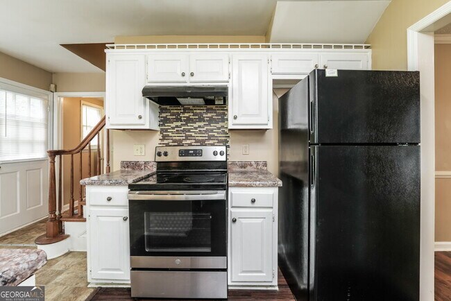 Building Photo - 3550 Spring Creek Cir