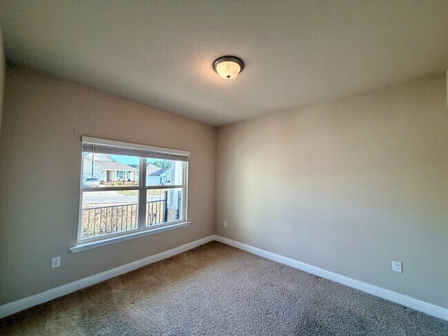 Building Photo - 31247 Palladian Wy