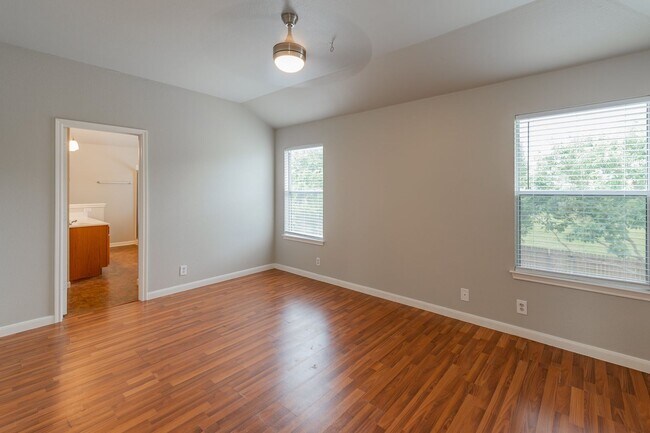 Building Photo - 1202 Still Meadow Dr