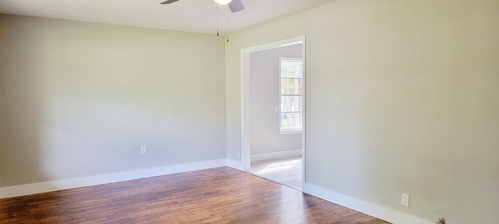Building Photo - 7805 W Wooten