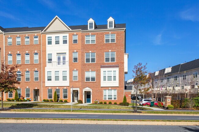 Building Photo - 7086 Executive Way