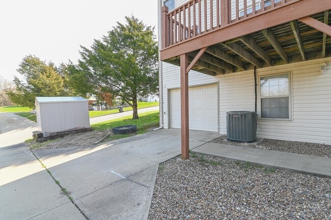 Building Photo - 5204 Deer Ridge