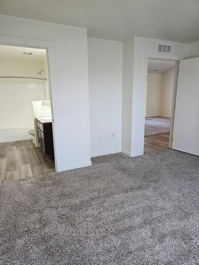 Building Photo - 2707 Blackfoot Ln