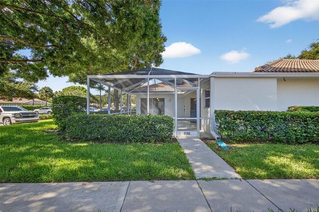Building Photo - 7102 Geminata Oak Ct