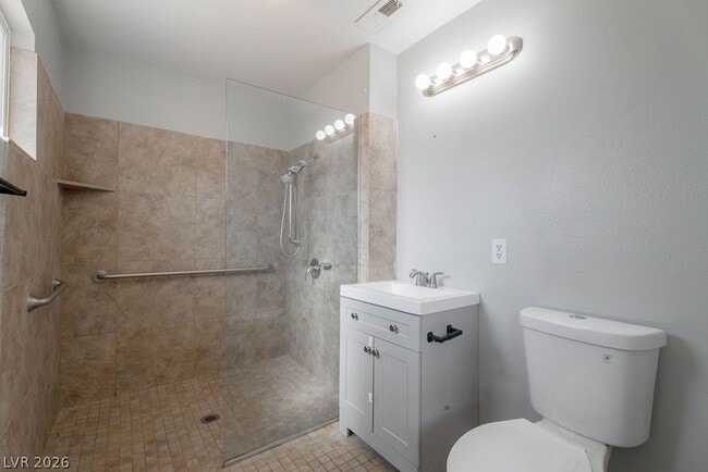 Building Photo - 1501 N Tonopah Dr