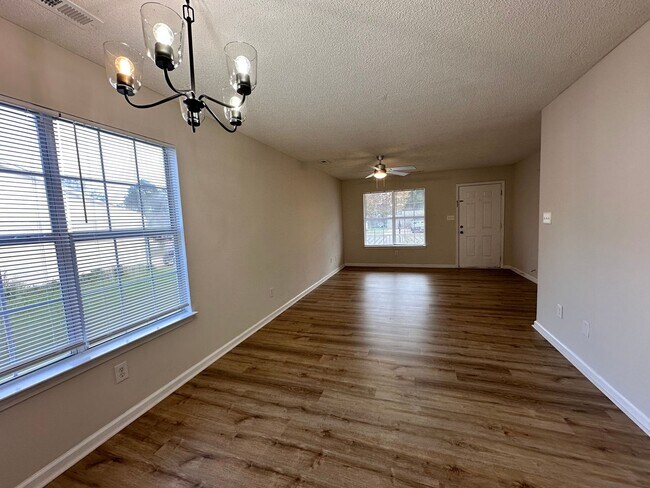 Building Photo - Exclusively Offered by Muse Realty, LLC