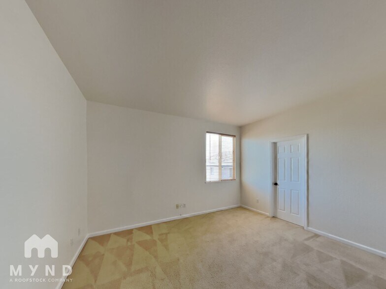 Building Photo - 9359 Lost Springs Ct