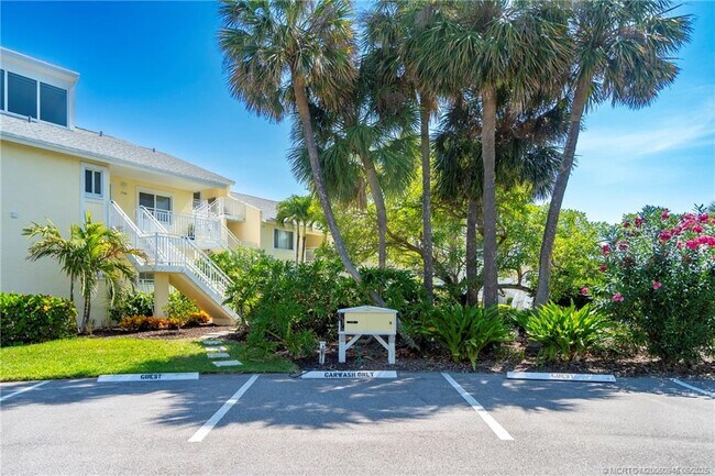 Primary Photo - 5564 NE Gulfstream Way