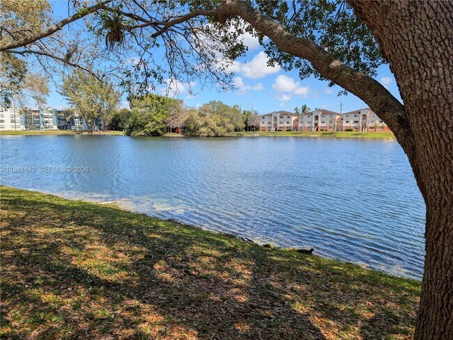 Building Photo - 3680 N 56th Ave