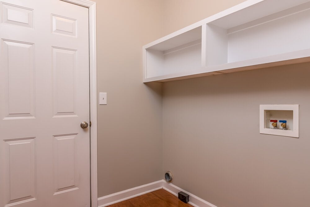 Building Photo - 2647 Hansford Dr