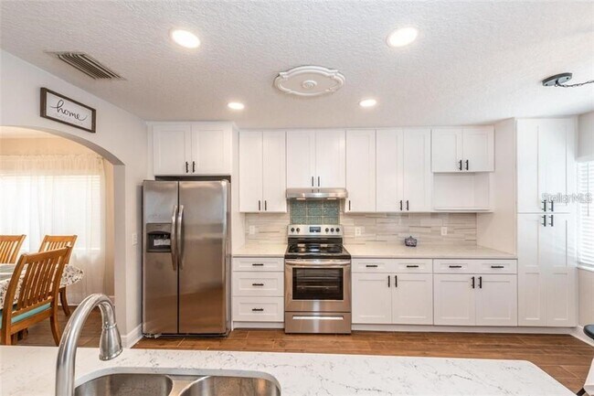 Building Photo - 13116 Fennway Ridge Dr
