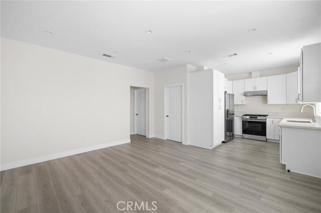 Building Photo - 7402 Riverton Ave