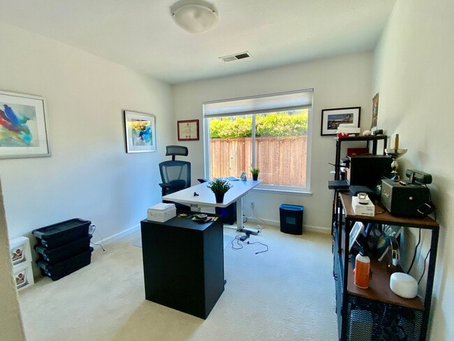 Building Photo - San Ramon Cozy Single Story 3 Bed / 2 Bath...