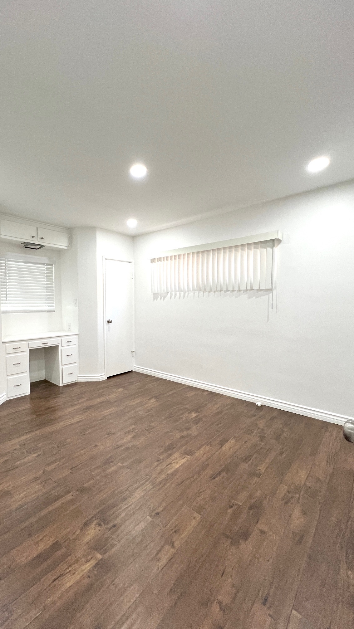 Building Photo - 3155 Linda Vista Rd
