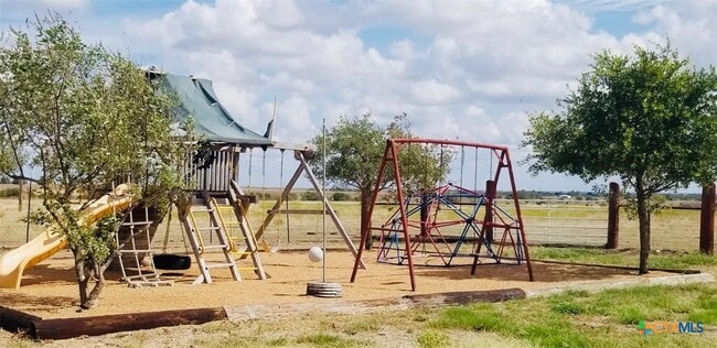 Building Photo - 12300 FM1105