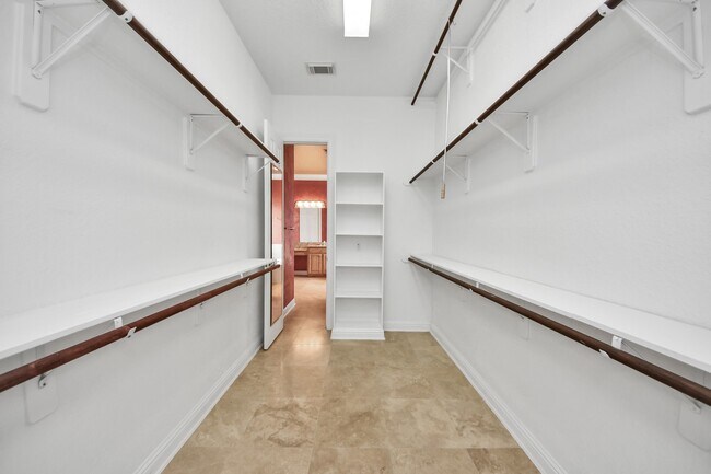 Building Photo - 3727 Lakeridge Canyon Dr