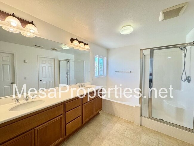Building Photo - 11845 Elliot Way